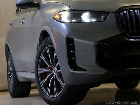 New 2026 BMW X5 xDrive50e w/ M Sport Package image 4