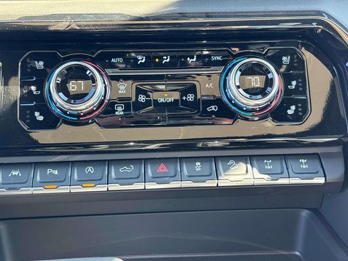 New 2026 GMC Sierra 1500 AT4X AWD/4WD image 11