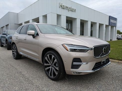 Certified 2023 Volvo XC60 B5 Ultimate w/ Climate Package AWD/4WD image 2