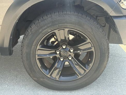 Used 2024 RAM 1500 Warlock RWD image 4