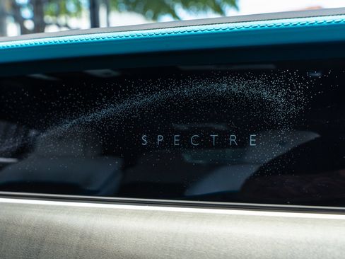 Certified 2024 Rolls-Royce Spectre w/ Spectre Launch Package AWD/4WD image 19