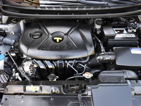Used 2012 Hyundai Elantra GLS w/ Preferred Pkg 3 FWD image 38