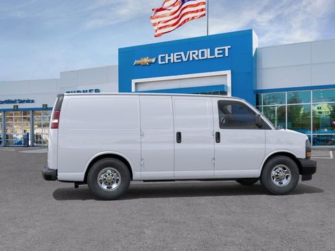 New 2025 Chevrolet Express 3500 w/ Driver Convenience Package RWD image 5