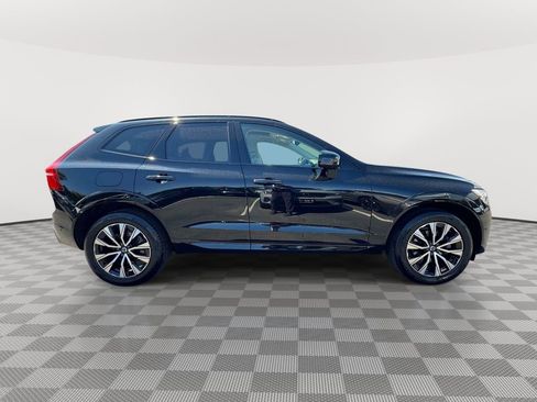 Used 2024 Volvo XC60 B5 Plus w/ Protection Package Premier AWD/4WD image 3