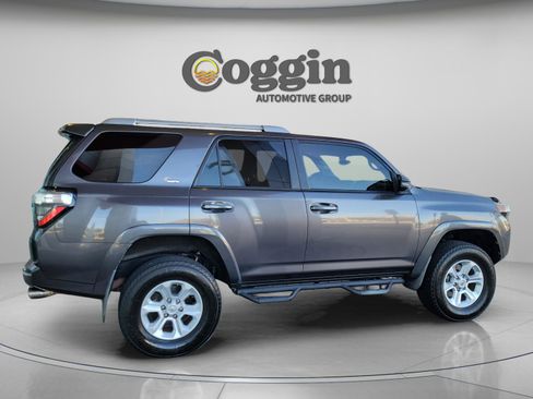 Used 2015 Toyota 4Runner Limited image 5