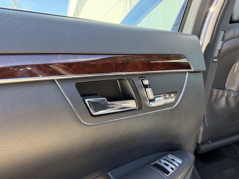 Used 2007 Mercedes-Benz S 550 image 25