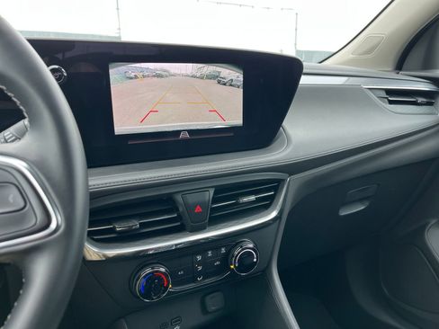 Used 2025 Buick Encore GX Preferred image 21