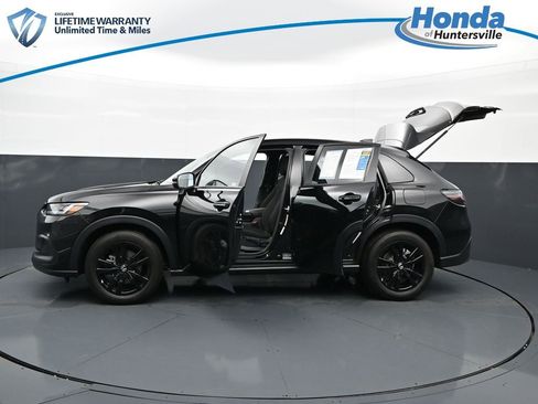 Certified 2026 Honda HR-V Sport image 42