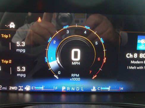 New 2025 Chevrolet Colorado LT w/ LT Convenience Package image 9