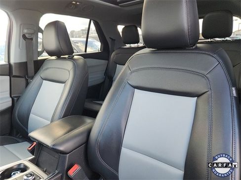 Certified 2023 Ford Explorer XLT w/ Equipment Group 202A image 22