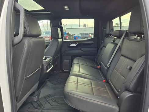 Used 2024 Chevrolet Silverado 1500 High Country w/ High Country Premium Package image 16