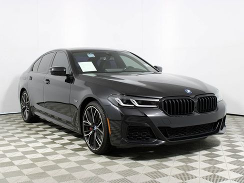 Used 2023 BMW 530e w/ M Sport Package image 33