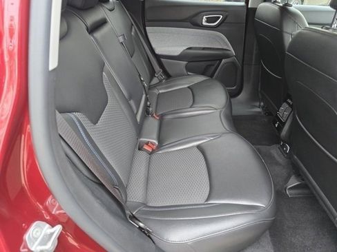 Used 2022 Jeep Compass Latitude w/ Convenience Group image 28