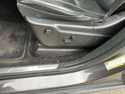 Used 2015 Jeep Grand Cherokee Limited w/ Trailer Tow Group IV image 16