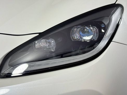Used 2024 Toyota GR86 RWD image 35