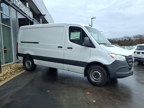 New 2026 Mercedes-Benz Sprinter 144 Cargo image 7