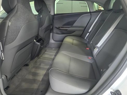 Used 2025 Lucid Air Touring AWD/4WD image 24