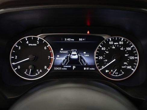 Used 2023 Nissan Rogue S FWD image 19
