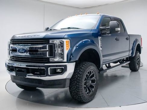 Used 2017 Ford F250 XLT w/ XLT Value Package AWD/4WD image 1