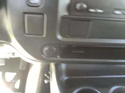 Used 2003 Chevrolet Express 1500 image 41