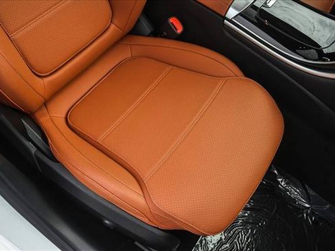 Certified 2026 Mercedes-Benz C 300 4MATIC Sedan image 29
