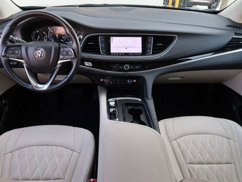 Certified 2022 Buick Enclave Avenir w/ Avenir Technology Package image 9