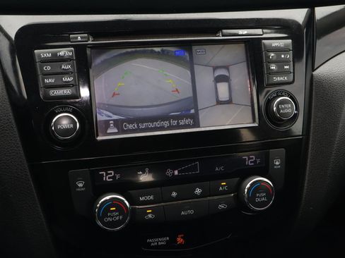 Used 2018 Nissan Rogue Sport SV w/ SV Technology Package image 26