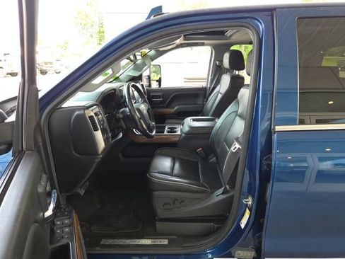 Used 2018 Chevrolet Silverado 2500 High Country AWD/4WD image 24