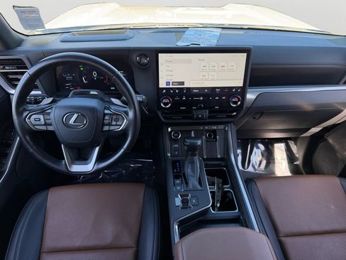 Certified 2024 Lexus GX 550 w/ Accessory Package (Z1) AWD/4WD image 15