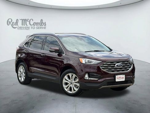 Used 2021 Ford Edge Titanium w/ Class II Trailer Tow Package AWD/4WD image 1