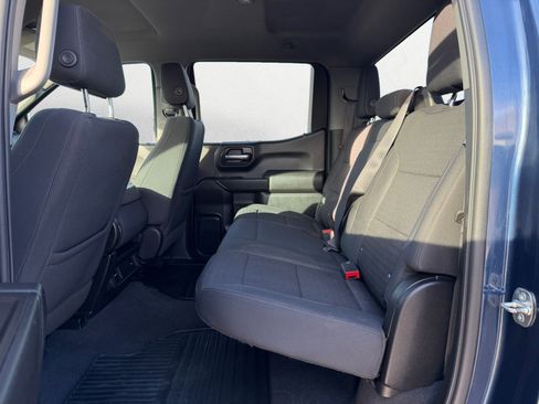 Used 2022 Chevrolet Silverado 1500 Custom image 13