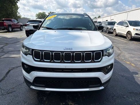 Used 2024 Jeep Compass Limited AWD/4WD image 8