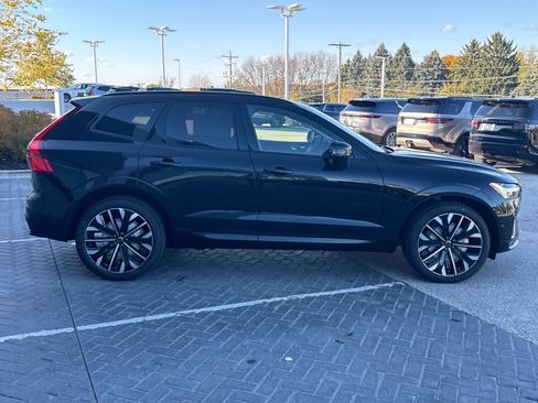 New 2026 Volvo XC60 B5 Ultra w/ Climate Package image 4