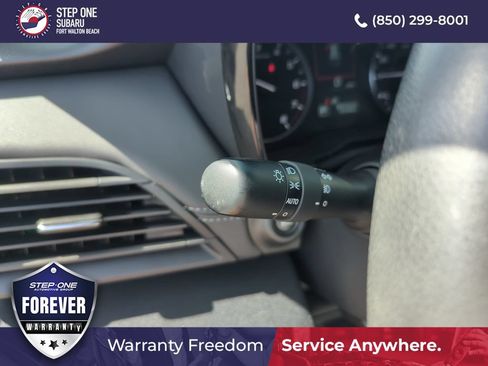 Used 2025 Subaru Outback Premium AWD/4WD image 21