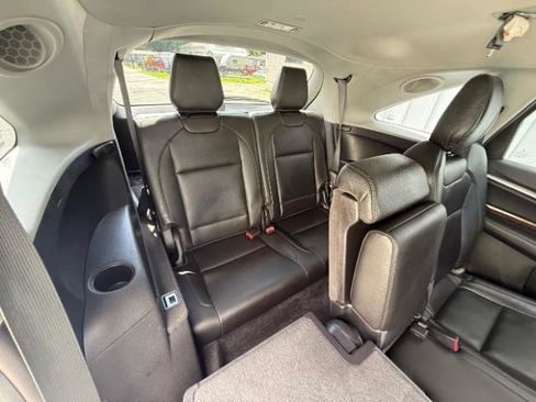 Used 2017 Acura MDX SH-AWD w/ Technology Package image 6