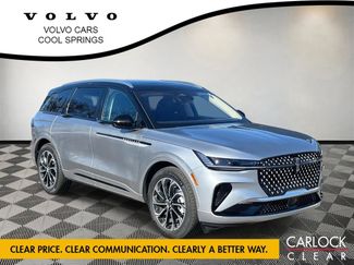 Used 2025 Lincoln Nautilus Reserve video 1