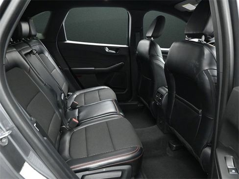 Used 2024 Ford Escape ST-Line image 17