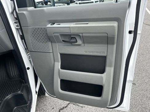 Used 2023 Ford E-350 and Econoline 350 Super Duty w/ Driver's Safety Package image 14