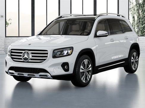 Used 2025 Mercedes-Benz GLB 250 4MATIC image 1
