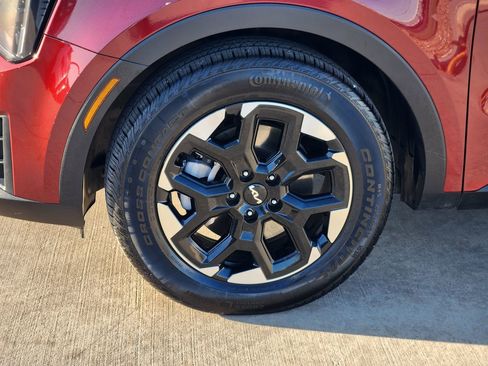 Used 2025 Kia Sorento S w/ Panoramic Sunroof Package image 11