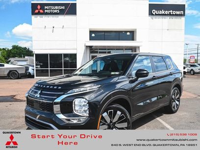 New 2025 Mitsubishi Outlander SE