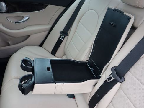 Used 2019 Mercedes-Benz C 300 Sedan image 36