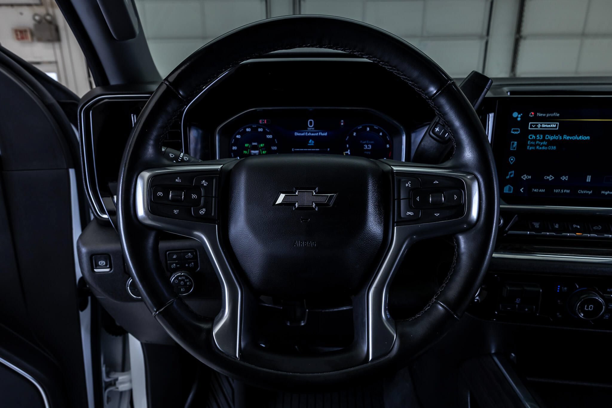 Used 2025 Chevrolet Silverado 2500 LTZ w/ LTZ Plus Package AWD/4WD image 19