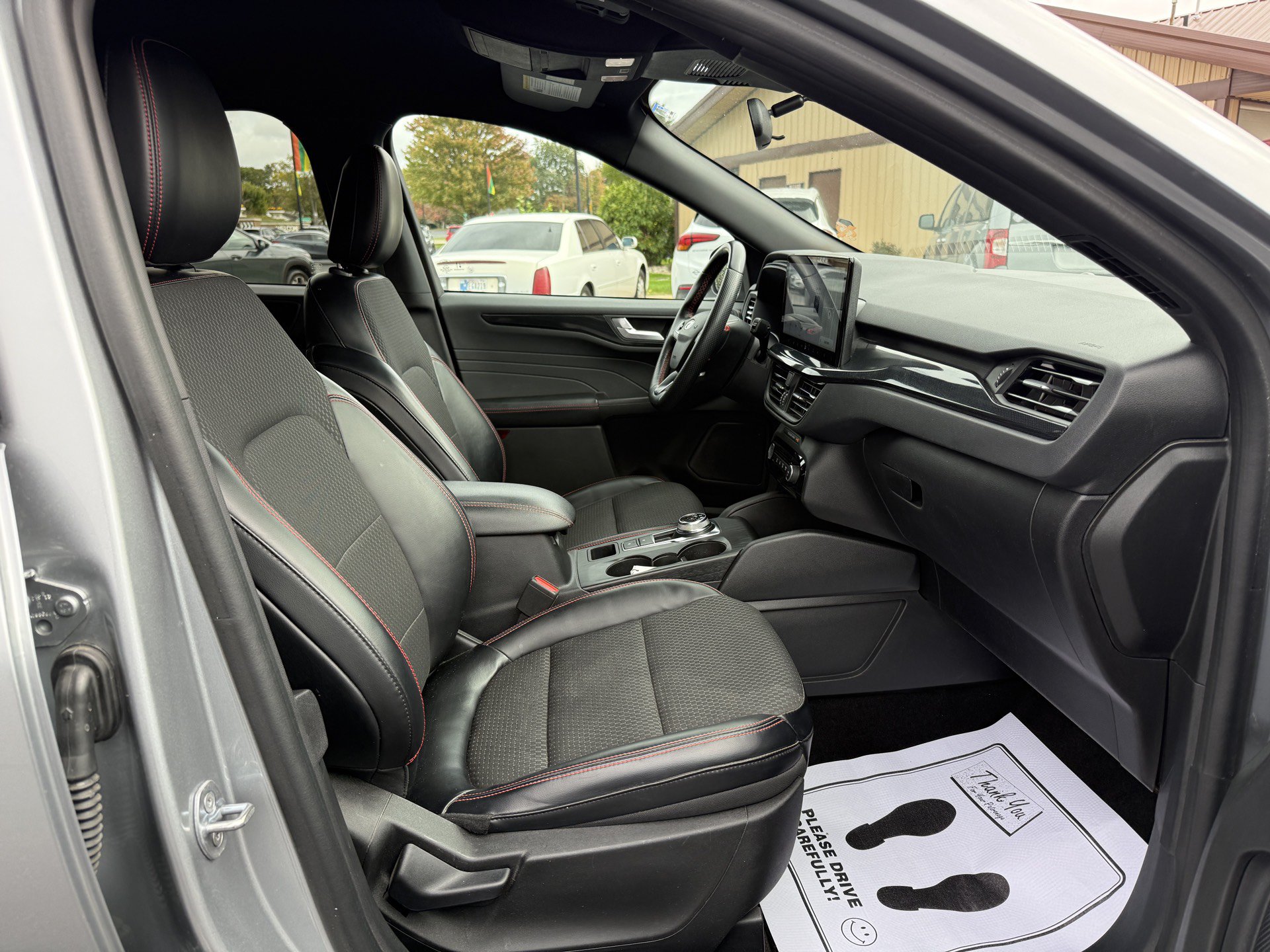 Used 2023 Ford Escape ST-Line w/ Tech Pack #1 FWD image 27