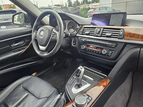 Used 2014 BMW 328i xDrive Sedan AWD/4WD image 12