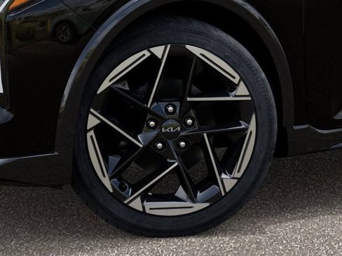 New 2025 Kia K4 GT-Line image 9