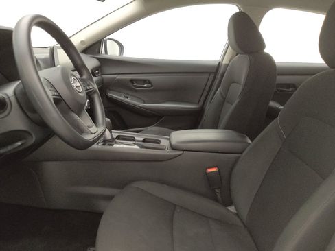 Used 2025 Nissan Sentra S FWD image 17