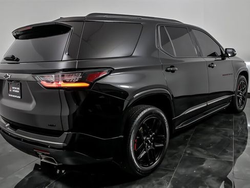 Used 2019 Chevrolet Traverse Premier w/ LPO, 'HIT The Road' Package AWD/4WD image 8