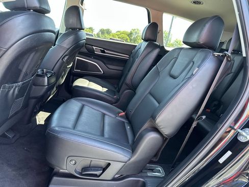 Used 2024 Kia Telluride S w/ S Sunroof Package FWD image 29