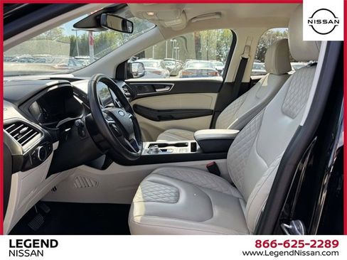 Used 2024 Ford Edge Titanium image 13